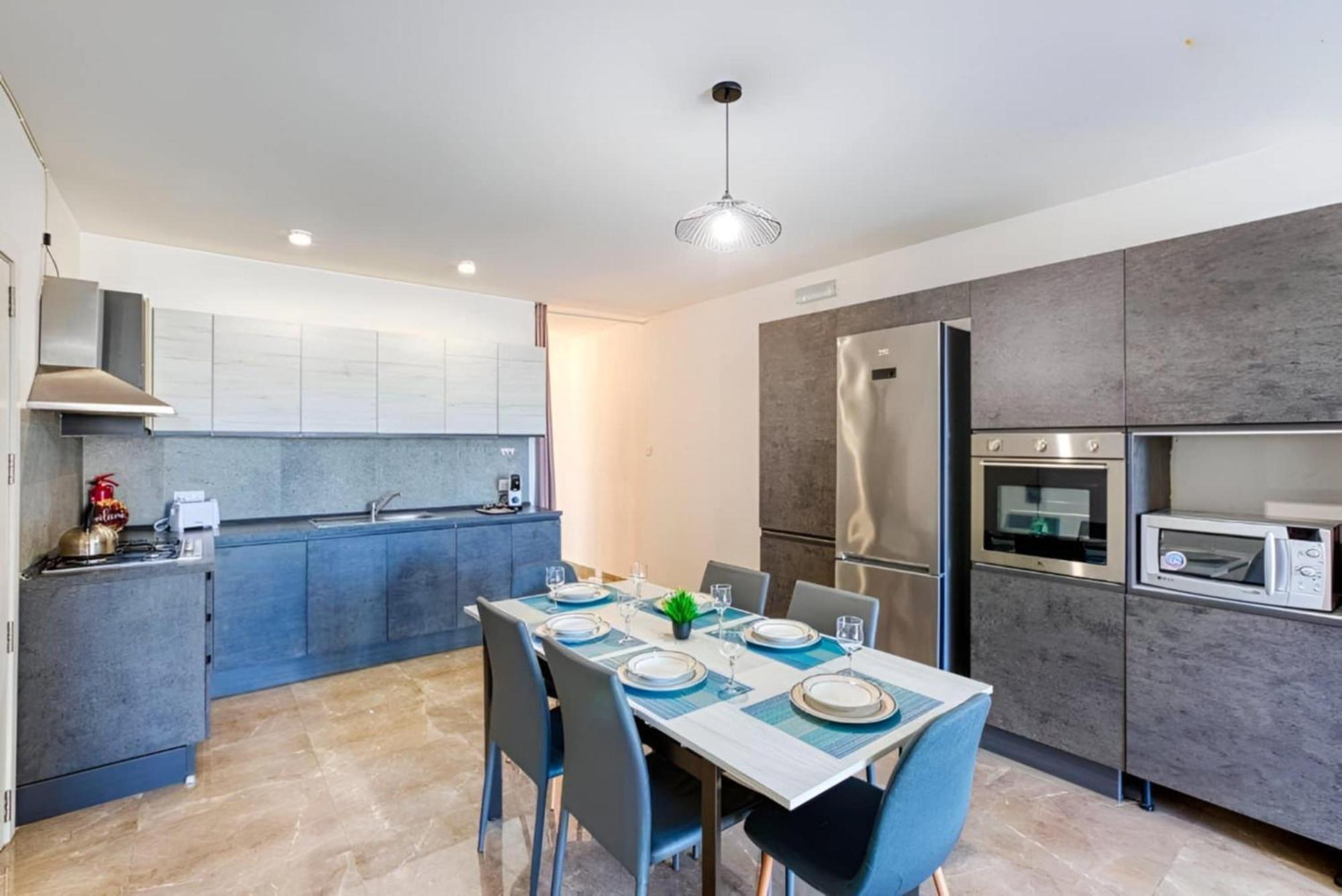 Apartment In Marsaskala Exteriör bild